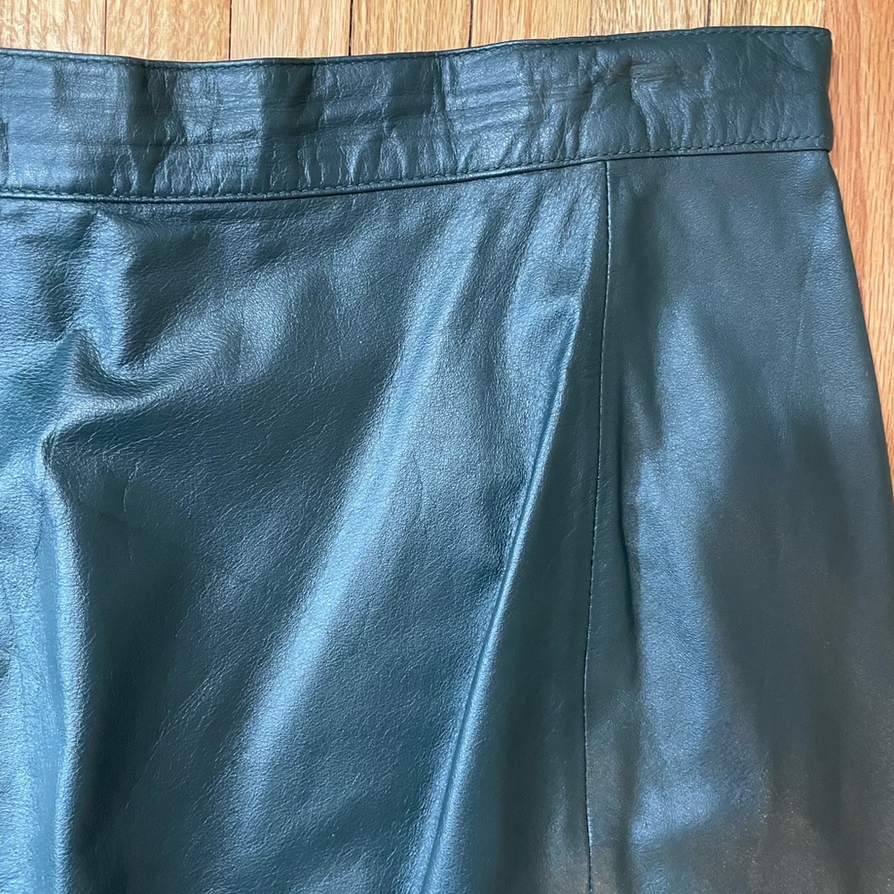 Vintage Green Leather Skirt - Picture 4 of 13